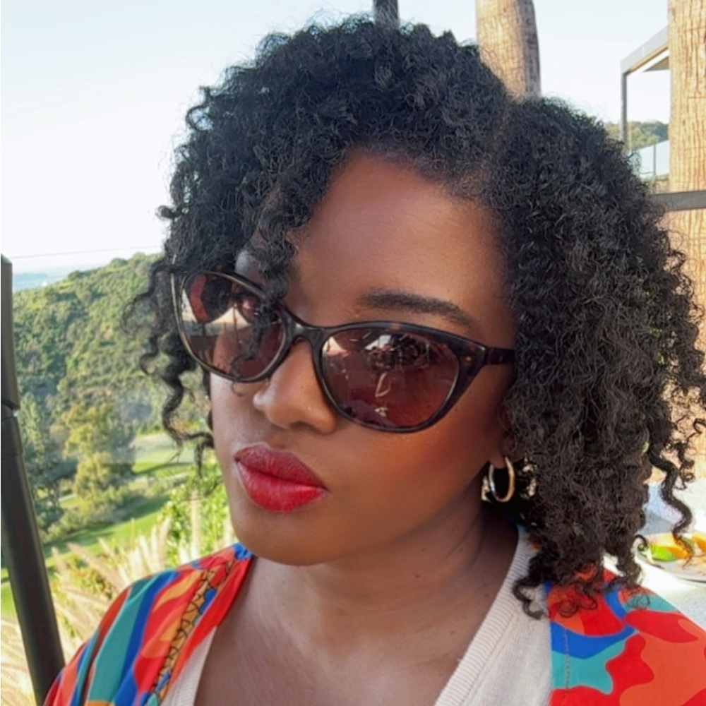 Meet your Posher, Faithe